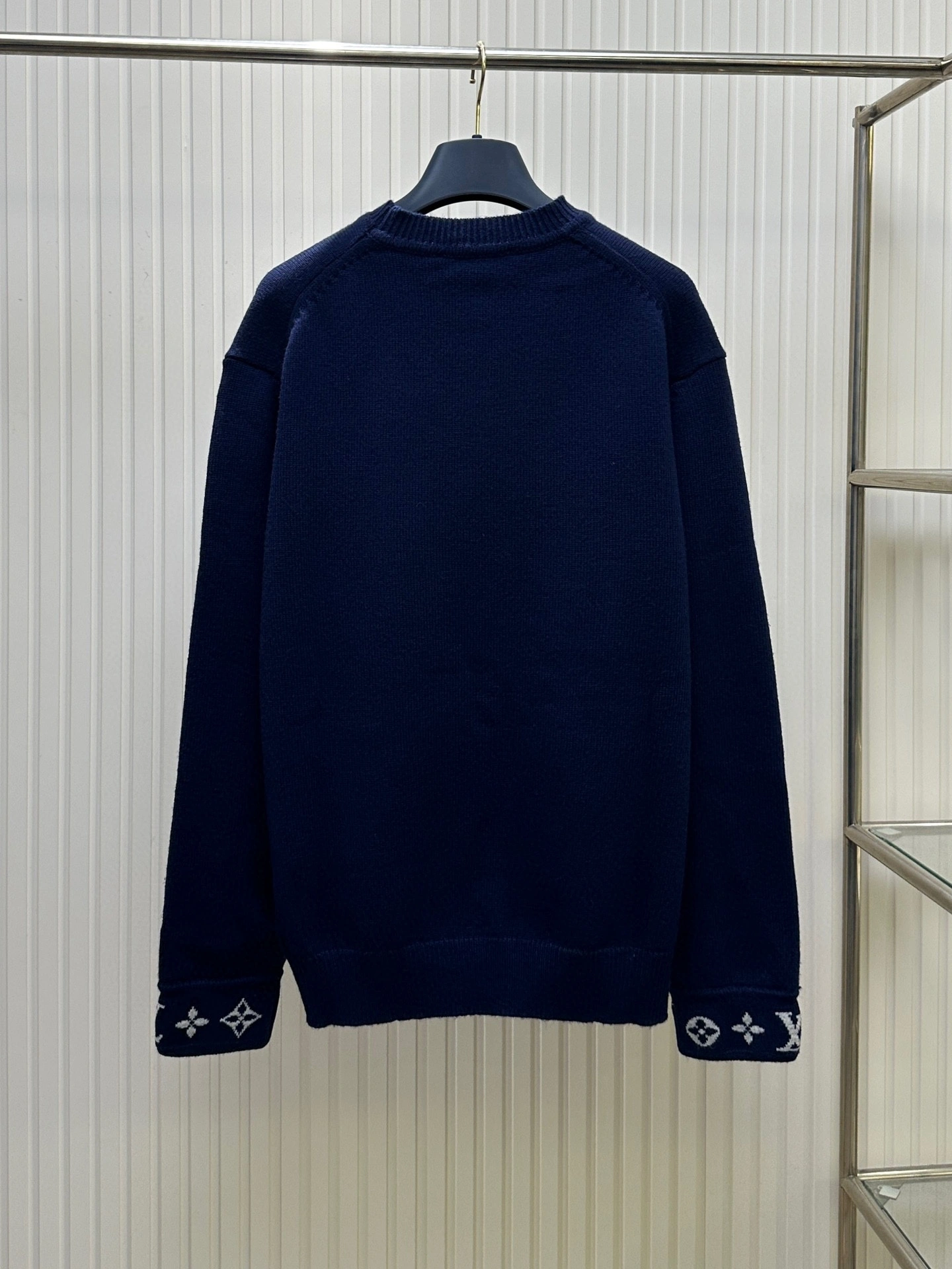wg.luxury- 8V 2Colour item:E-F405A0530-2